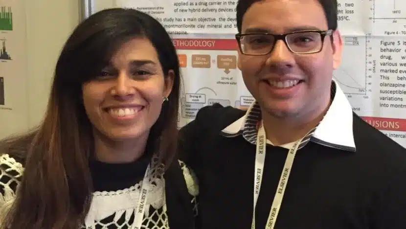 Artur Oliveira e Ana Alcântara desenvolveram a tecnologia sob orientação da professora Sibele Pergher – Foto: Cedida.