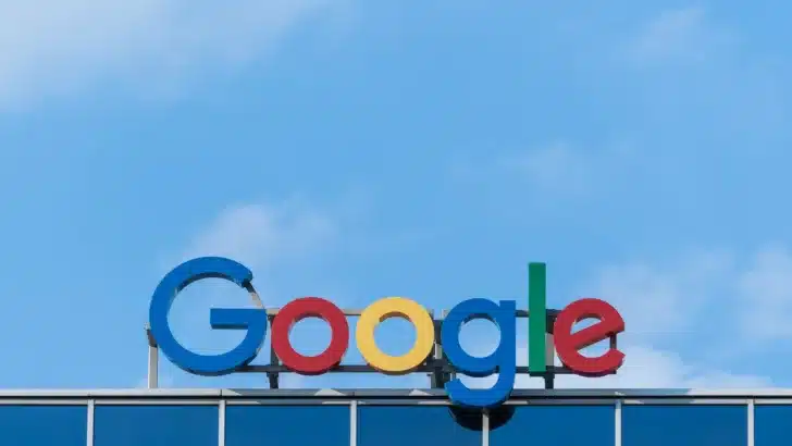 Google (Paweł Czerwiński/Unsplash)