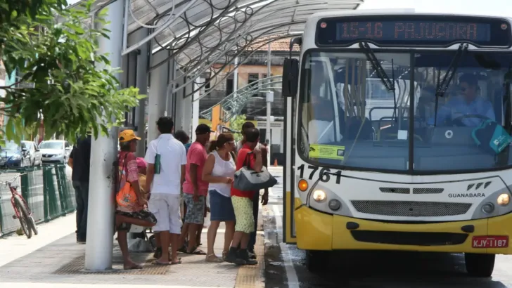 Ônibus Ribeira José Aldenir (10)