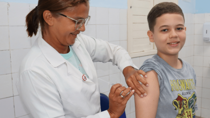 Vacinação contra a dengue 2