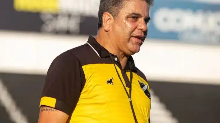 Marcelo Cabo foi dispensado pelo ABC após derrota. Foto: Reprodução.