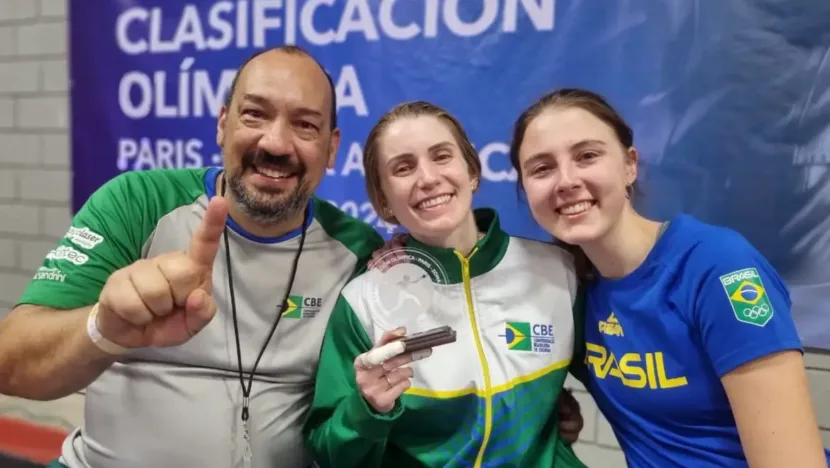 Mariana Pistoia conquista vaga na esgrima para olimpiadas em Paris. Foto: COB