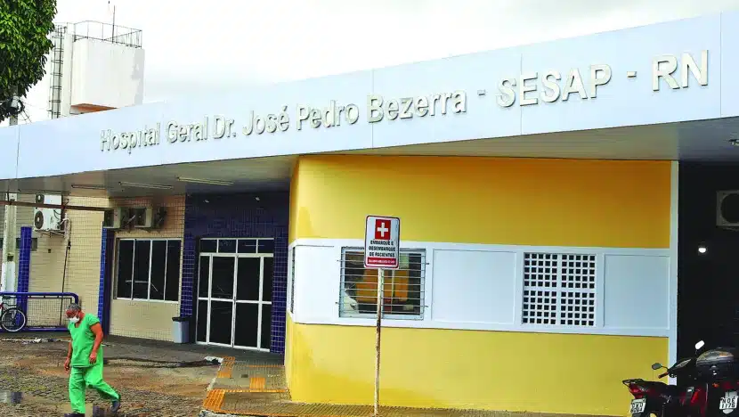 Paciente foi encaminhada para o Santa Catarina por outra unidade de saúde. Ela portava um encaminhamento com indicação de cesárea e laudos. Foto: Francisco de Assis/CMN.