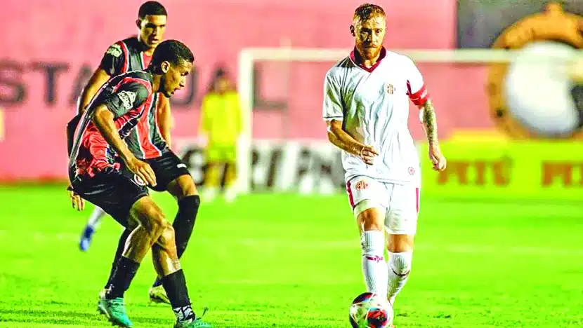 Souza foi titular em praticamente todos os jogos nas competições que o América disputou neste início de temporada