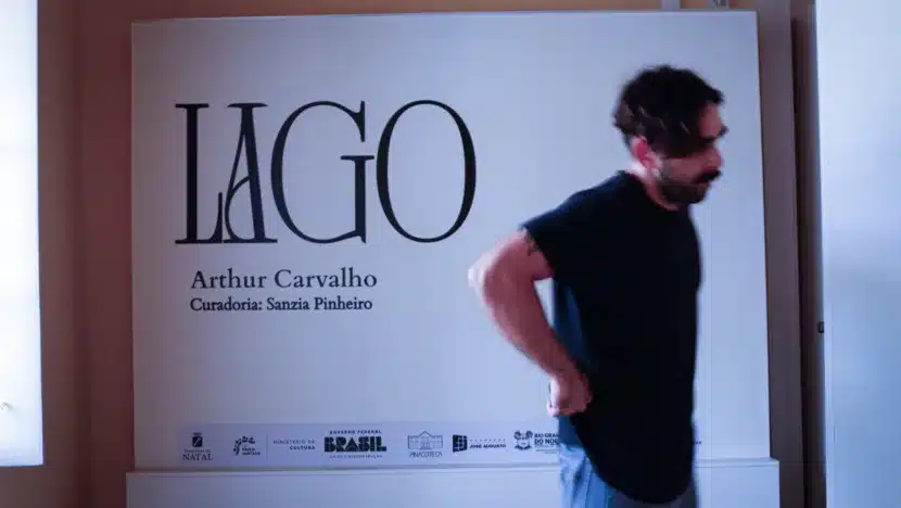 Arthur Lago por Luísa Medeiros
