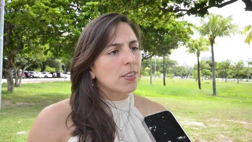 Natália Bonavides (2)