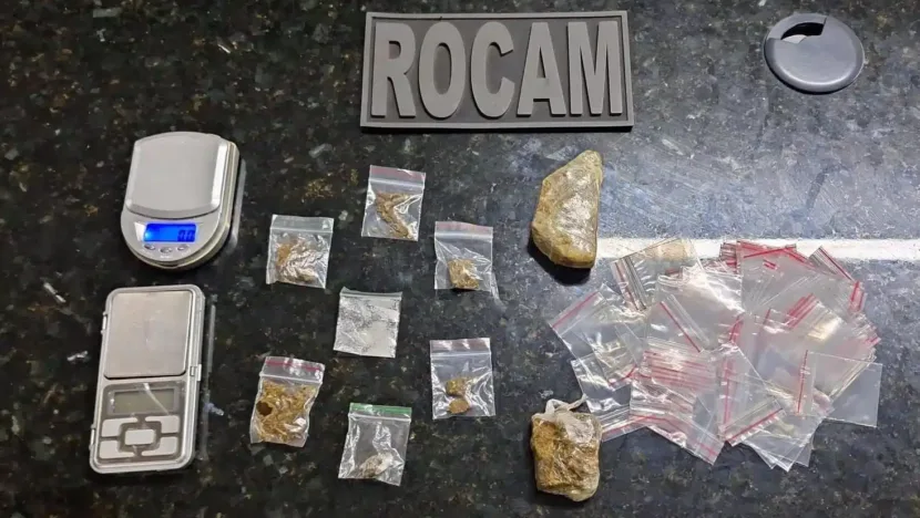 Policiais prendem suspeito de tráfico de drogas na Zona Oeste de Natal