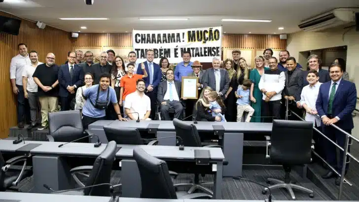 CMN entrega título de cidadania ao humorista Rodrigo Vieira Emerenciano (Mução) - Foto: Verônica Macedo