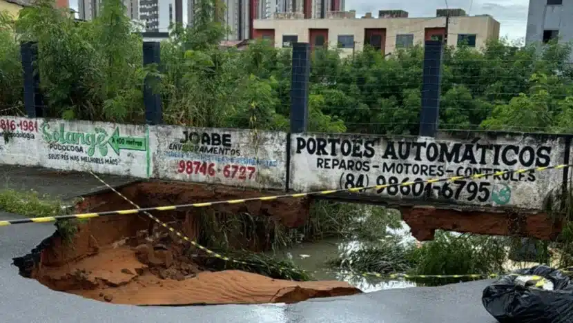 Cratera se forma em Nova PaRio Grande do Norteamirim após chuvas - Reprodução