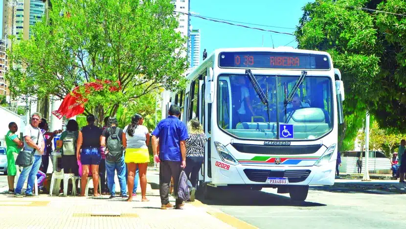 Reajuste salarial não é o principal entrave, e sim os aumentos nos outros benefícios, como vale-alimentação. Foto: José Aldenir/AGORA RN