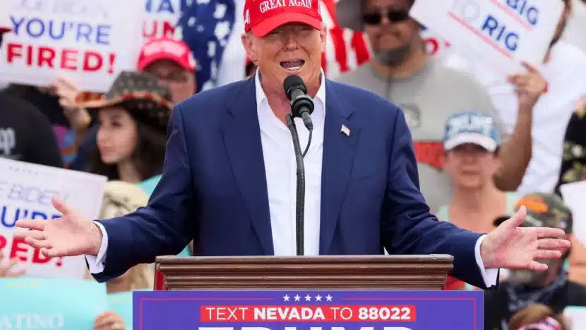 Donald Trump faz comício em Las Vegas, Nevada, no último domingo 9 - Brendan McDermid/Reuters