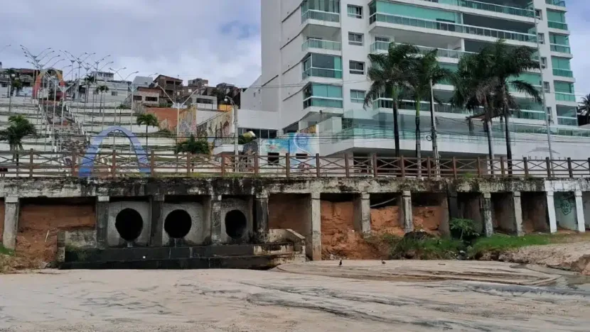 Fiscalização da Semurb identifica irregularidades em empreendimentos em Mãe Luíza e Areia Preta/ Foto: Divulgação/Semurb