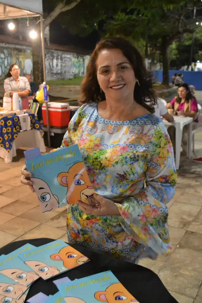 Escritora e enfermeira retrata aceitação da perda de cabelo durante o câncer infantil | notícias do rio grande do norte DSC 0056 1