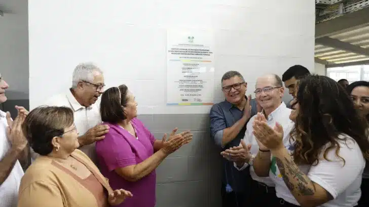 Autoridades durante inauguração do Iern de Campo Grande ontem / Foto: reprodução twitter