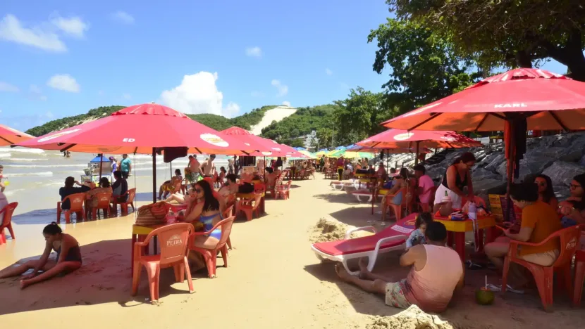 Praia de Ponta Negra. Foto: José Aldenir/Agora