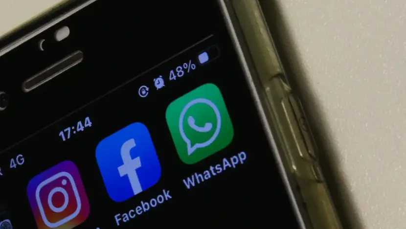 Desconecta dos smartphones e redes sociais - Foto: Marcello Casal Jr./Agência Brasil