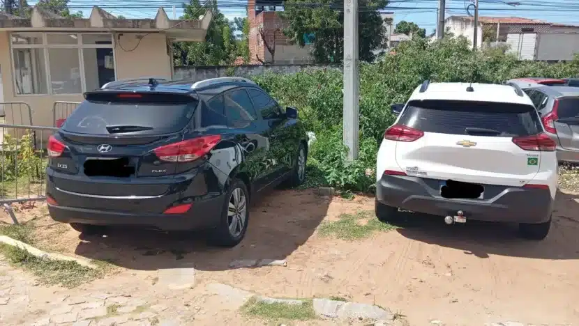 Adolescente de 15 anos é apreendido dirigindo carro roubado em Natal