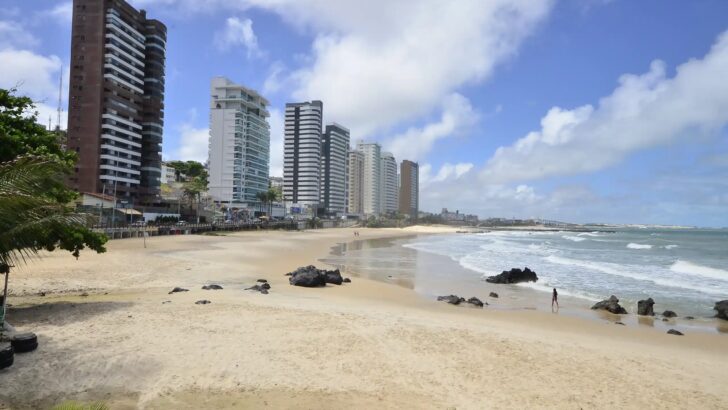litoral do rn Praia de Areia Preta, em Natal / Foto: José Aldenir - Agora RN