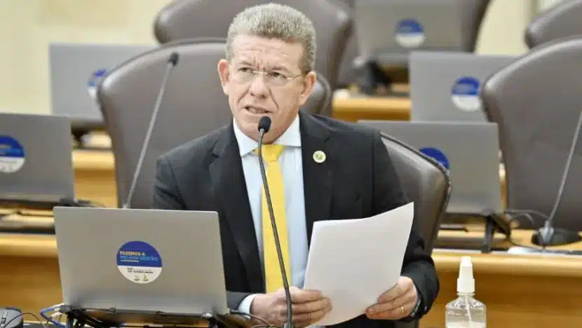 Candidato a vereador Subtenente Eliabe (PL) destaca que falta de iluminação é um dos fatores que atraem criminosos / Foto: Reprodução
