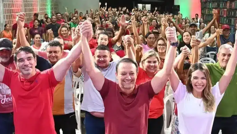 Atual prefeito Gustavo, Lula e Isabela em reunião com apoiadores em Assú / Foto: Reprodução