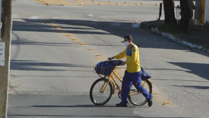 Correios divulgam locais de prova de concurso no domingo | notícias do rio grande do norte Carteiro Correios (6)
