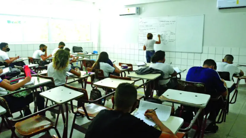 Prefeitura de Natal afirma contrato com a UFRN para elaboração de concurso público da Educação