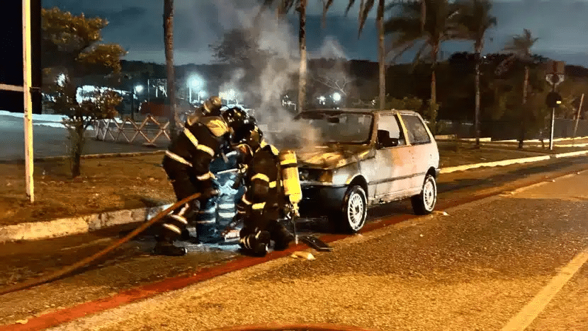 Incêndio na Prudente de Morais, em Natal - Foto: CBM-RN / Divulgação