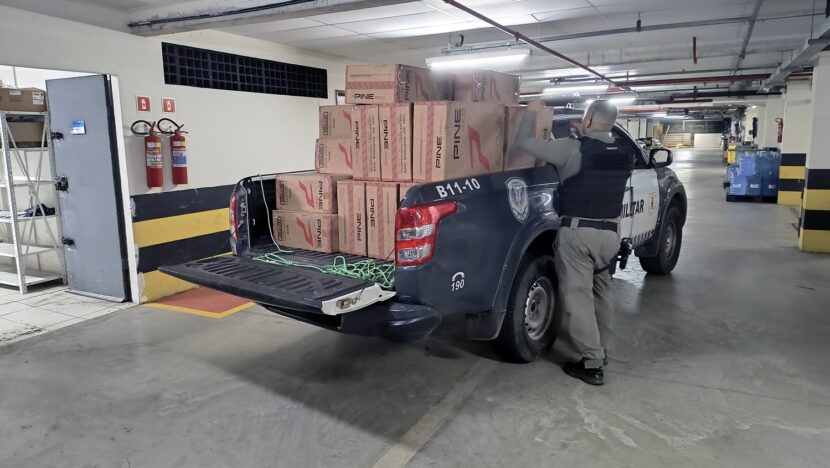 PF e PM apreendem carga de cigarros contrabandeados no interior do RN - Foto: Cedida