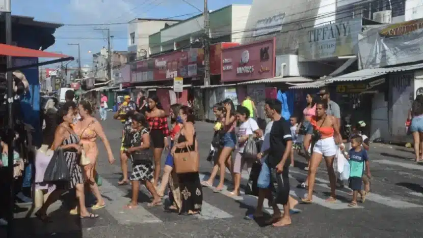 Veja como funciona o comércio na capital potiguar na semana que antecede o natal | notícias do rio grande do norte Comercio do Alecrim 37 scaled e1734353016883 1024x577