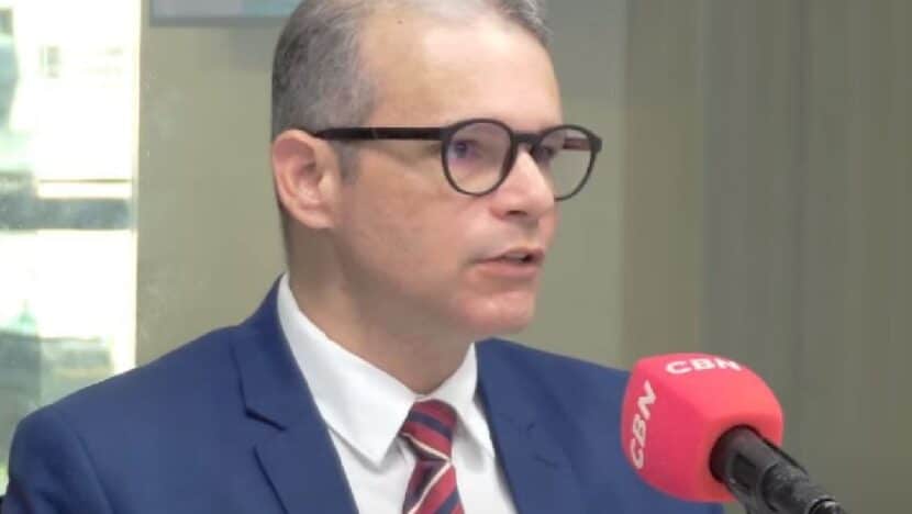 Fábio Medeiros: “Acredito que Lula deveria estar mais atento aos seus amigos inteRio Grande do Norteacionais do que ao presidente Trump” / Foto: Reprodução - Youtube