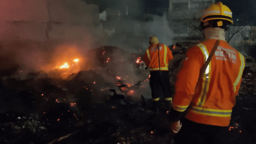 Bombeiros em ocorrência de incêndio - Foto: CBMRN