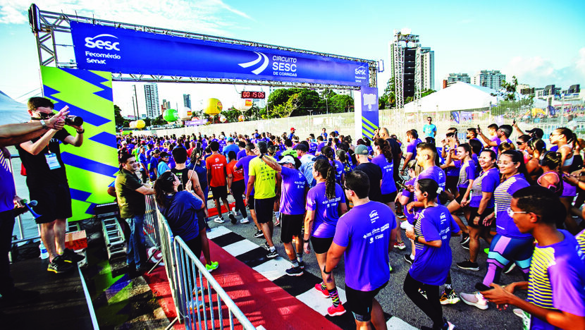 Além da corrida, o evento incentiva a solidariedade, com doações de alimentos para o Sesc Mesa Brasil; premiação ocorrerá alguns dias após a competição. Foto: Reprodução.