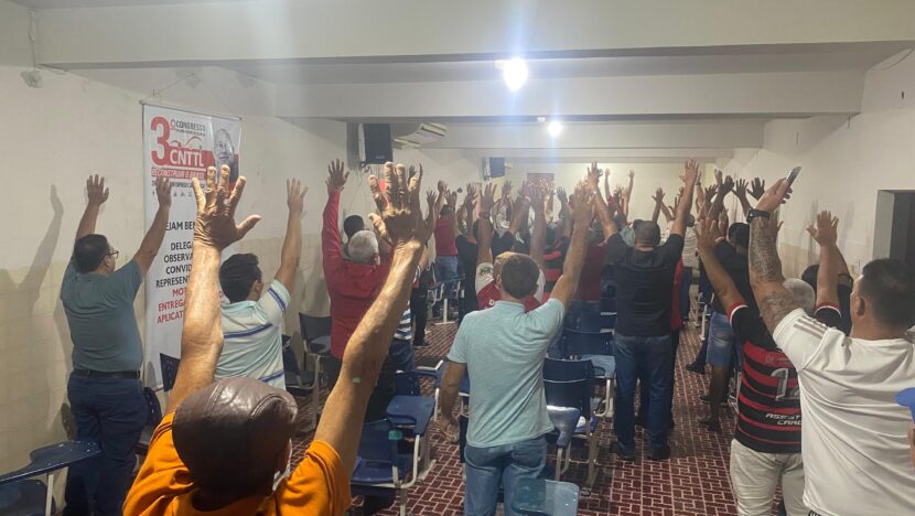 Assembleia aconteceu na manhã desta sexta-feira 16 na sede do Sintro - Foto: Ricardo Lopes / Sintro