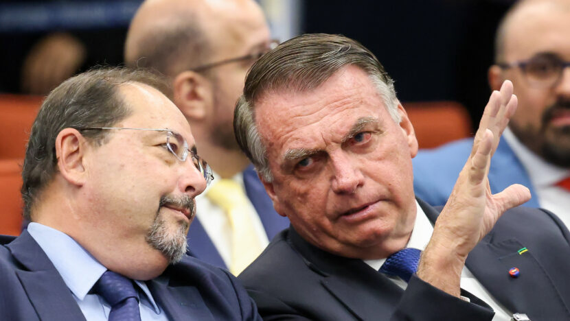 Bolsonaro e advogado