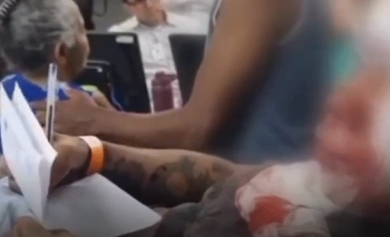 Mulher agredida com mais de 60 socos presta depoimento por escrito no hospital por não conseguir falar - Foto: Reprodução