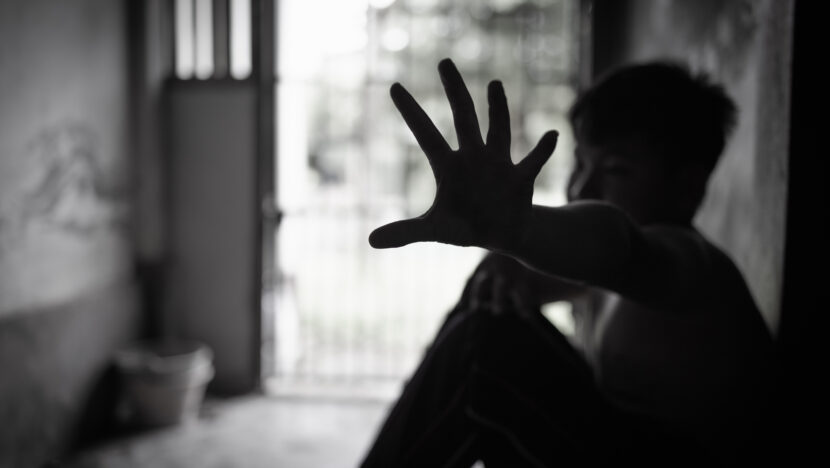 homem violência sexual estupro abuso infantil