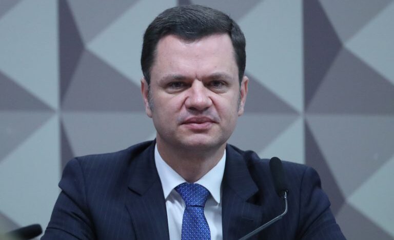 Ex-ministro da Justiça usou passagem falsa para justificar ausência no 8 de janeiro, diz PGR - Foto: Bruno Spada / Câmara dos Deputados