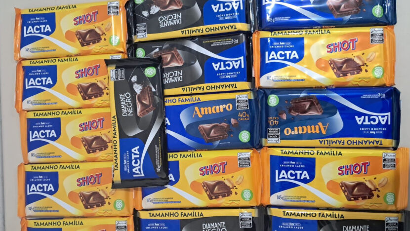 Mulher é detida após furtar 16 barras de chocolate em loja na Zona Norte de Natal - Foto: PM-RN
