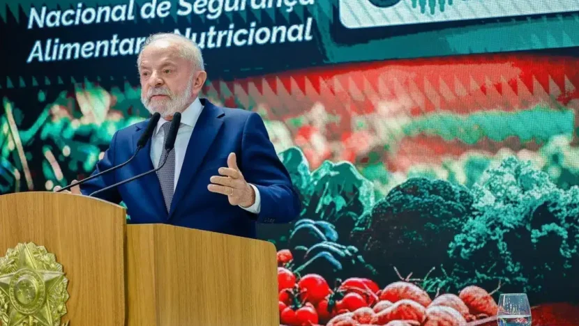 Lula chora ao lembrar de fome na infância e defende combate como obrigação constitucional Foto: Ricardo Stuckert