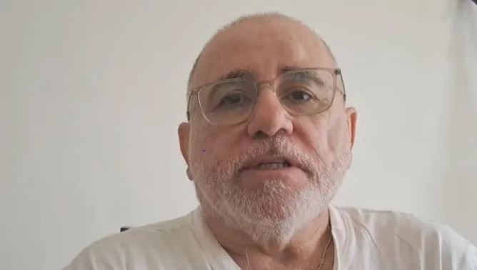 Professor da UFRN é agredido verbalmente e cuspido após formatura. Foto: reprodução