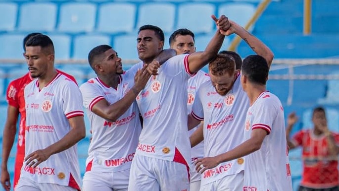 América vence Imperatriz fora de casa e fica a um empate do mata-mata do acesso