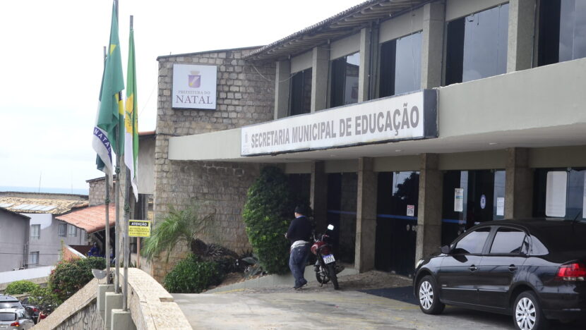 Educação de Natal rebate paralisação de professores e afirma manter diálogo com sindicato