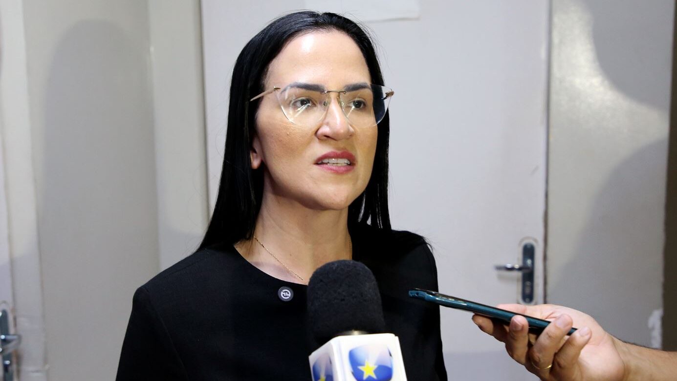 Camila Araújo nega desvio de finalidade em emendas e critica ataques da esquerda