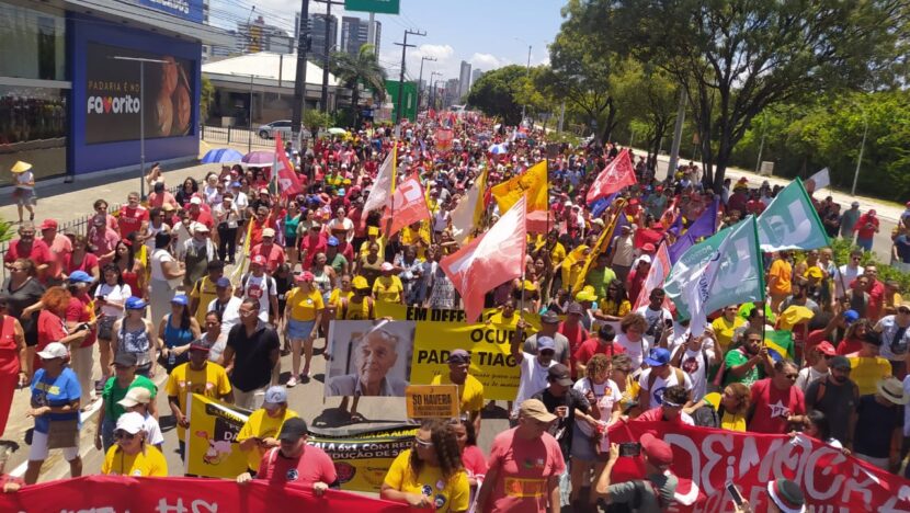 Manifestantes de natal se reúnem neste domingo 21 contra anistia e pec da blindagem | notícias do rio grande do norte WhatsApp Image 2025 09 21 at 11.24.07