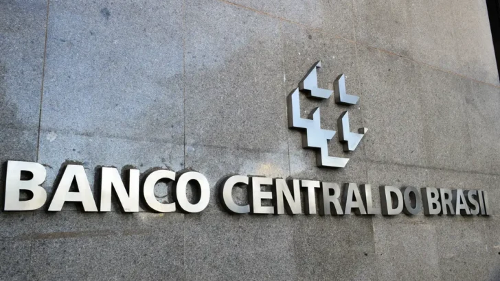 banco central mcajr abr 0104222276