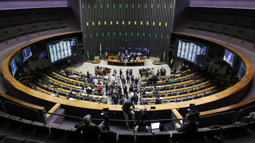 Congresso contra o povo: Câmara aprova PEC da Impunidade - Foto: Kayo Magalhães / Câmara
