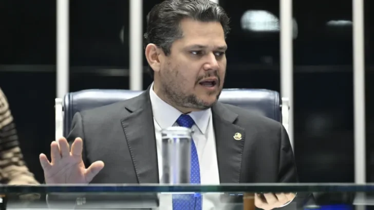 Imposto de Renda: Senadores esperam que Alcolumbre dê pontapé inicial no projeto nesta terça