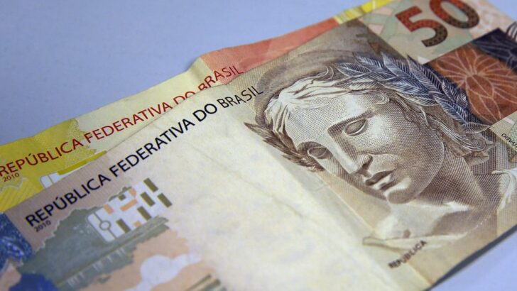 Economistas e setor produtivo veem avanços com PL da isenção de IR - Foto: Marcello Casal Jr./Agência Brasil