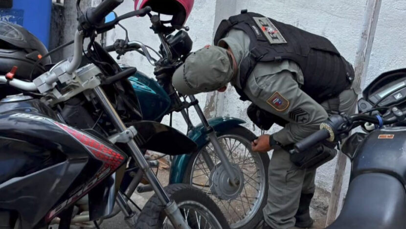 PMRN apreende sete motos em Lagoa Nova e Cerro Corá em operação de fiscalização - Foto: PMRN