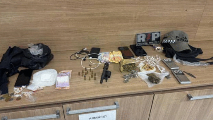 Cinco homens são presos com drogas e arma durante ação policial em Nísia Floresta, no RN - Foto: Reprodução/PM